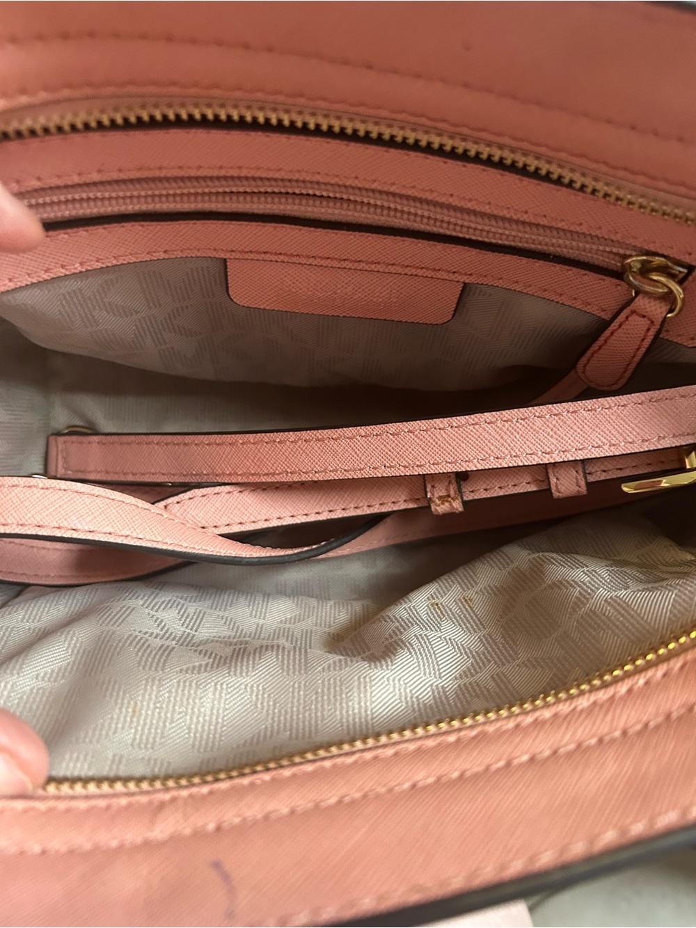 MICHAEL KORS LEATHER Selma crossbody pink - Picture 6 of 10